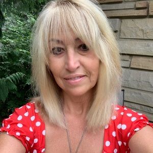 Meet your Posher, Paula